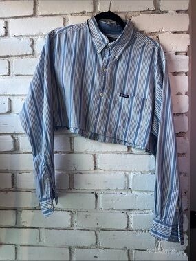 Chaps Blue and White Striped Button-Down Shirt men’s cropped button down shirt